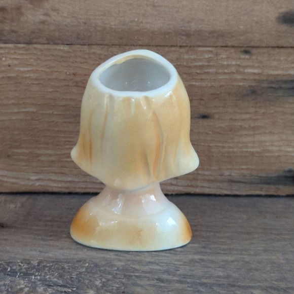 Vtg 3.75" Mini Lady Head Vase Mustard Yellow Hooded Scarf Japan Matching Dress - Picture 5 of 11